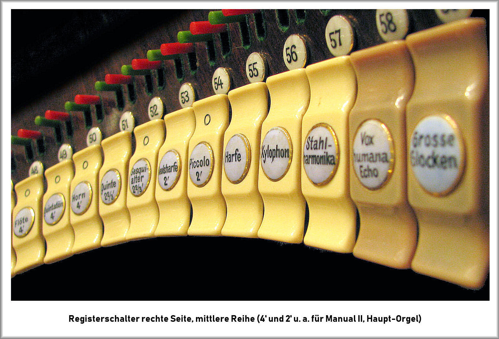 Welte-Funkorgel - Registerschalter rechts mittlere Reihe.jpg