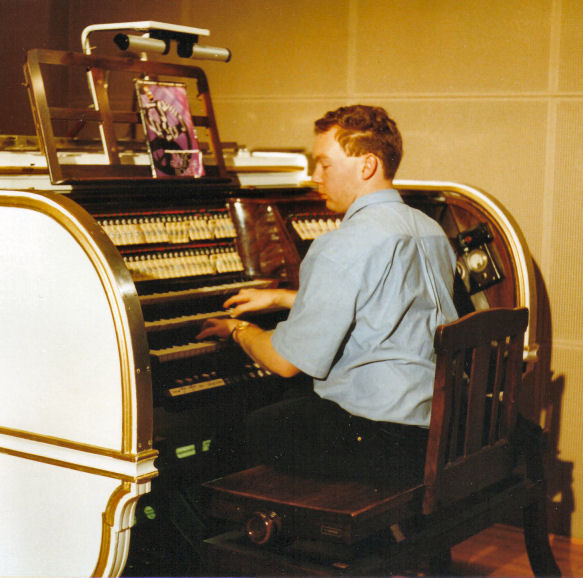 Organist Russell Holmes